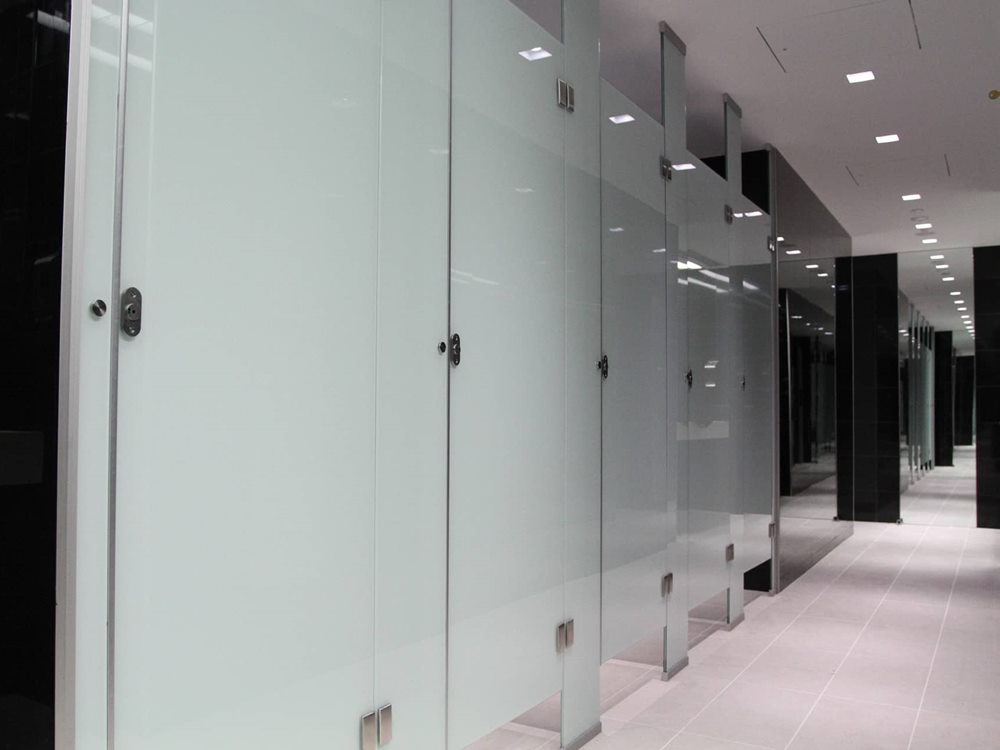 Toilet Cubicle Kaca Tempered